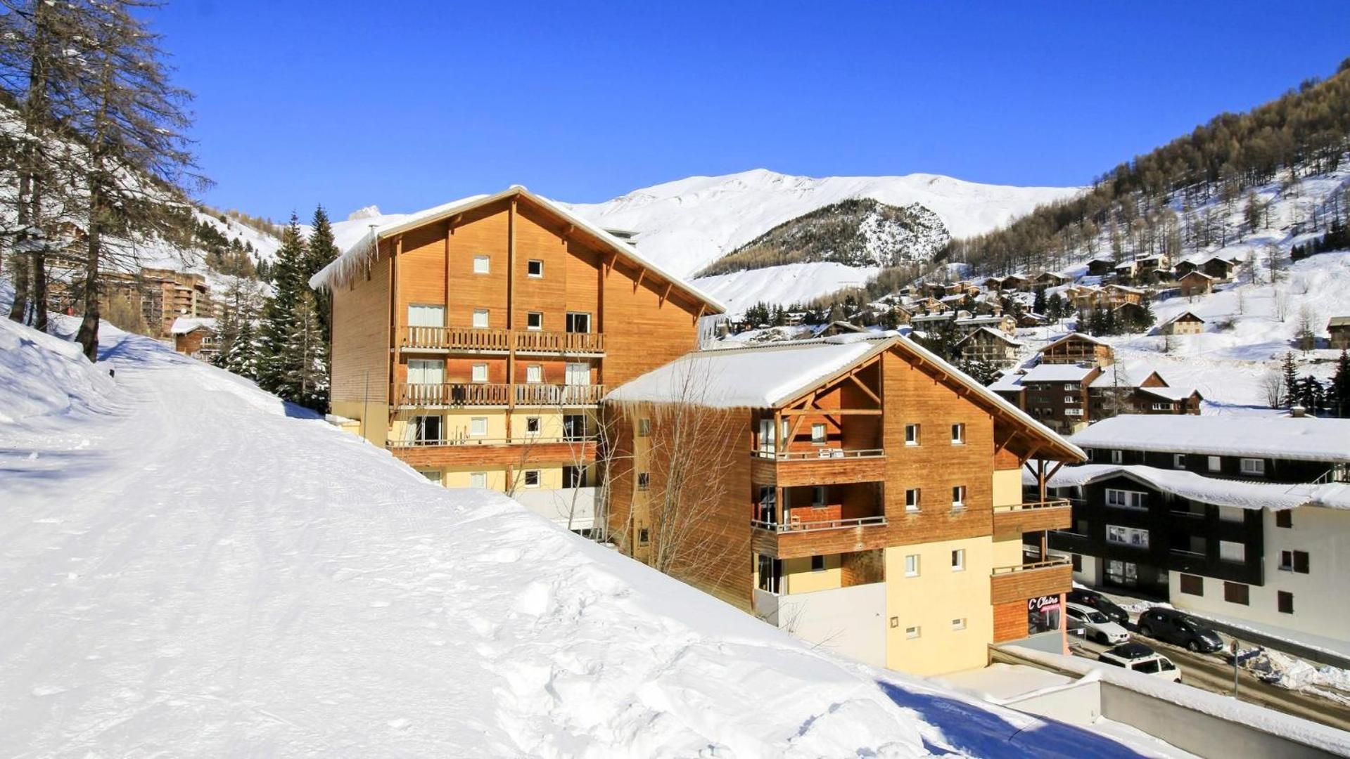 Vacanceole - Residence Central Park Allos Exterior foto